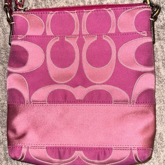 Coach Crossbody Bag - Picture 3 of 8